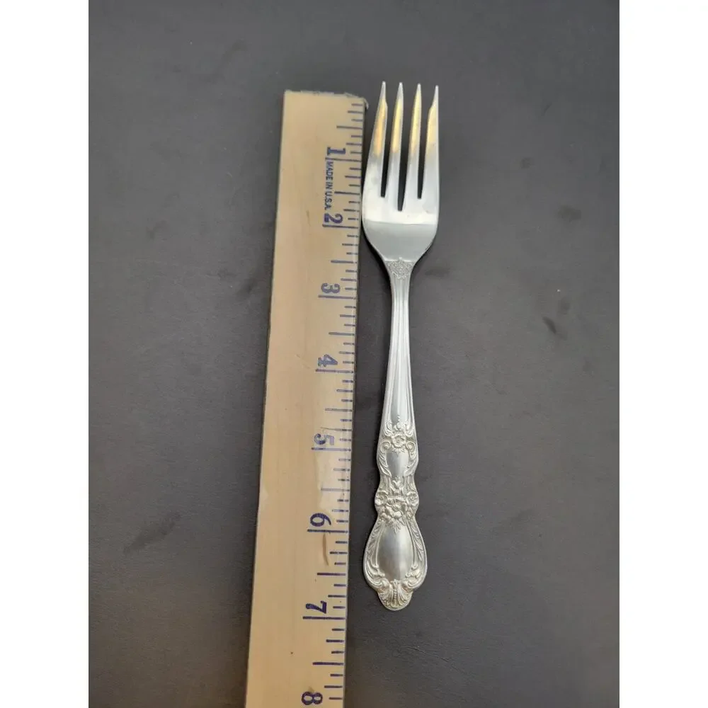 1847 IS Rogers Bros Silverware Set Of 4 HERITAGE Flatware Salad Forks